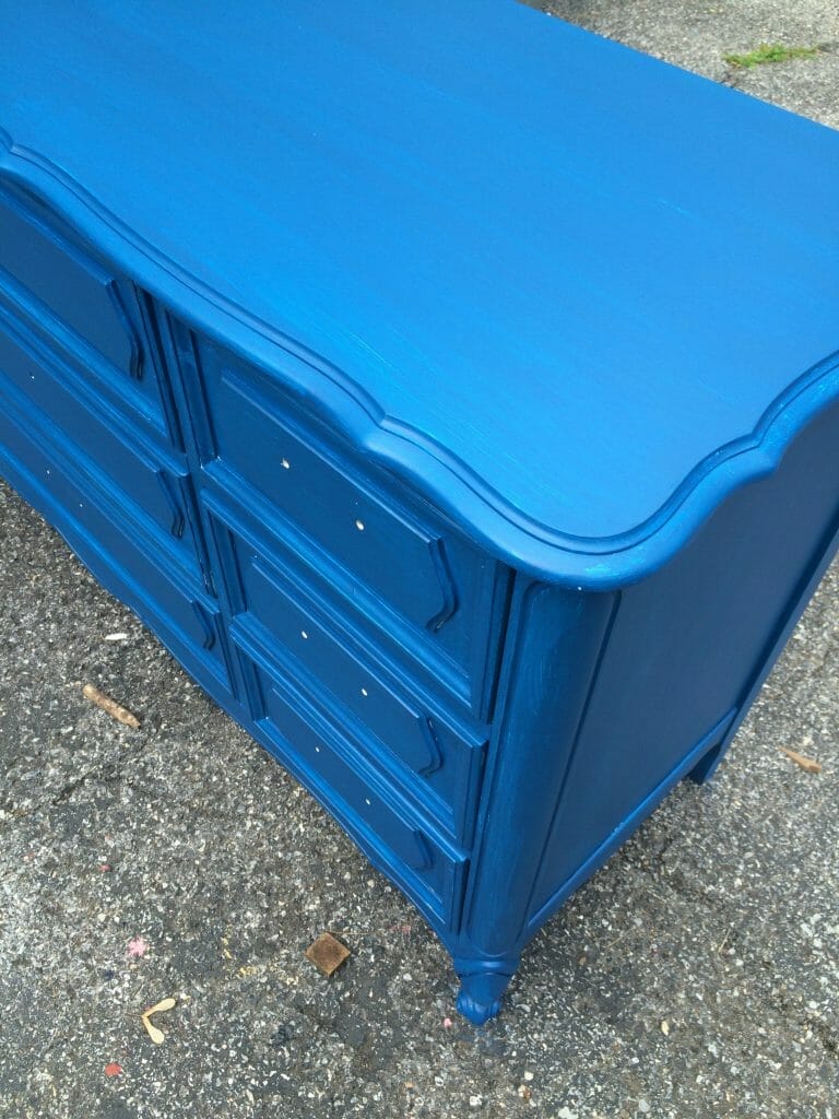 How to paint plastic top furniture