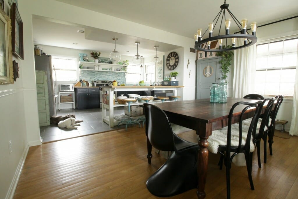 Eclectic Dining Room & Kitchen Open plan