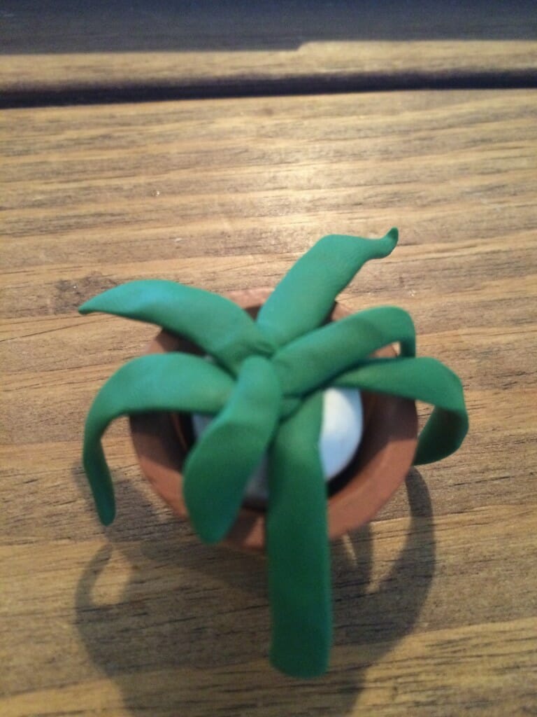 Miniature Clay spider plant DIY