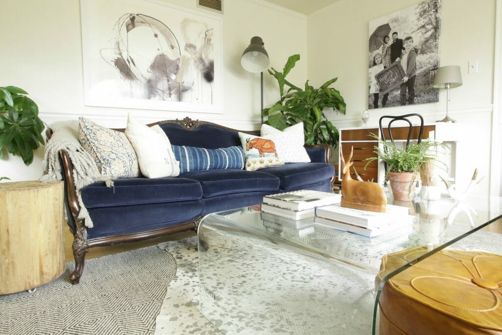 fabulous-vintage-navy-velvet-sofa