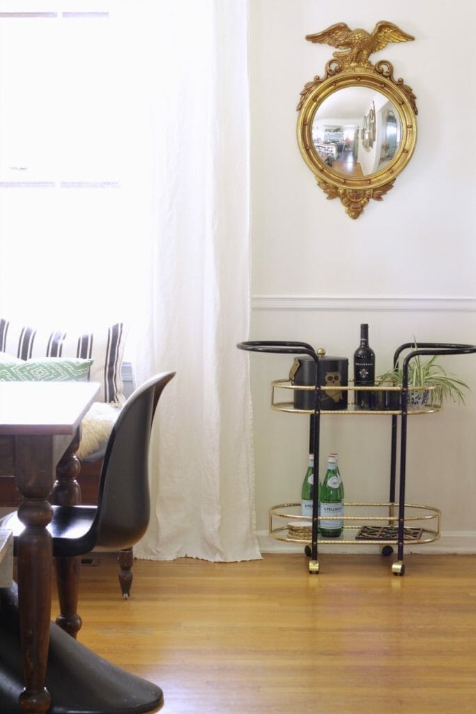 vintage-modern-dining-room-federal-mirror-bar-cart