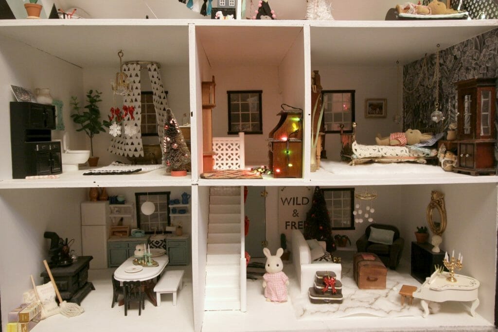 Dollhouse at Christmas time