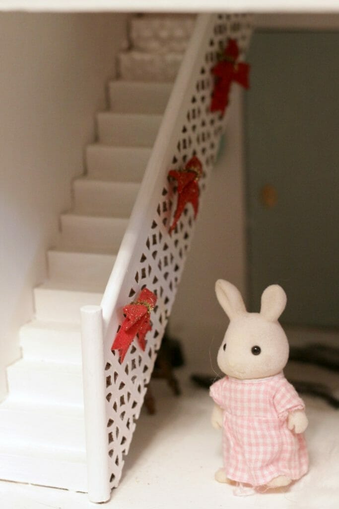 Dollhouse Christmas Staircase with Bows