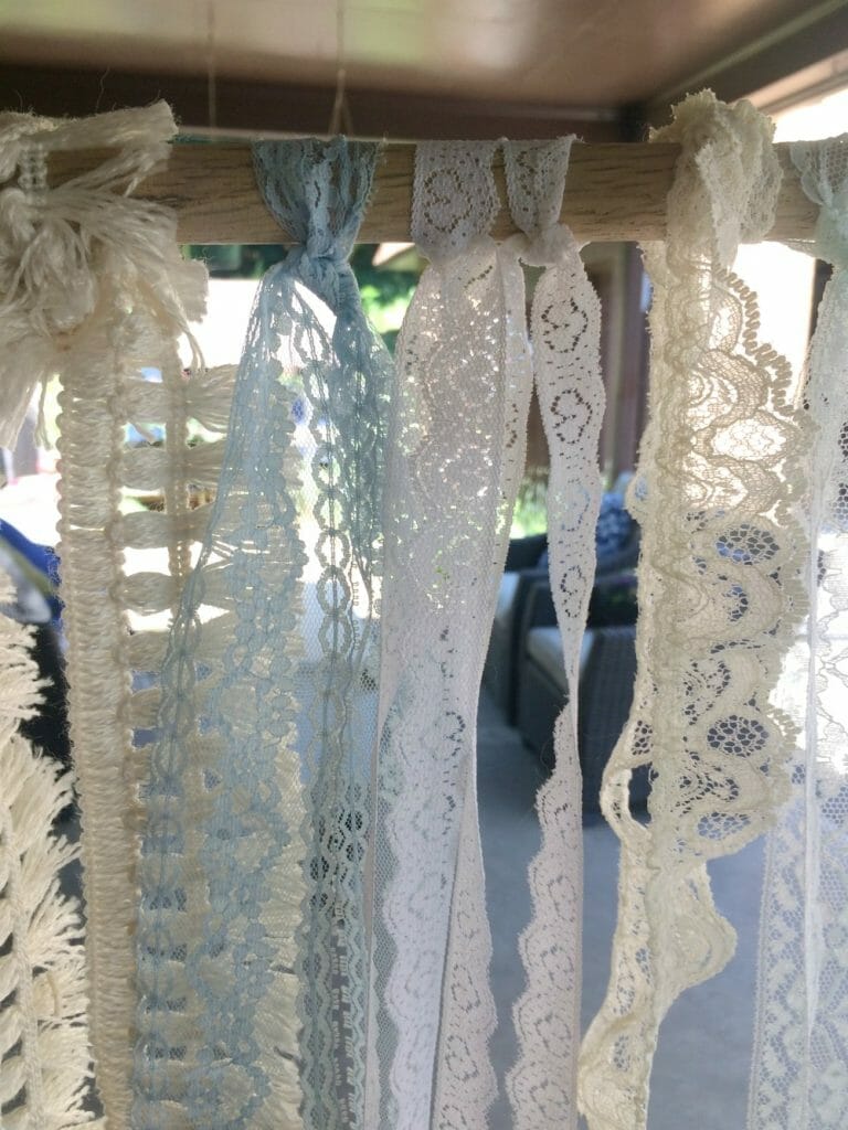 Making a Vintage Lace wall hanging