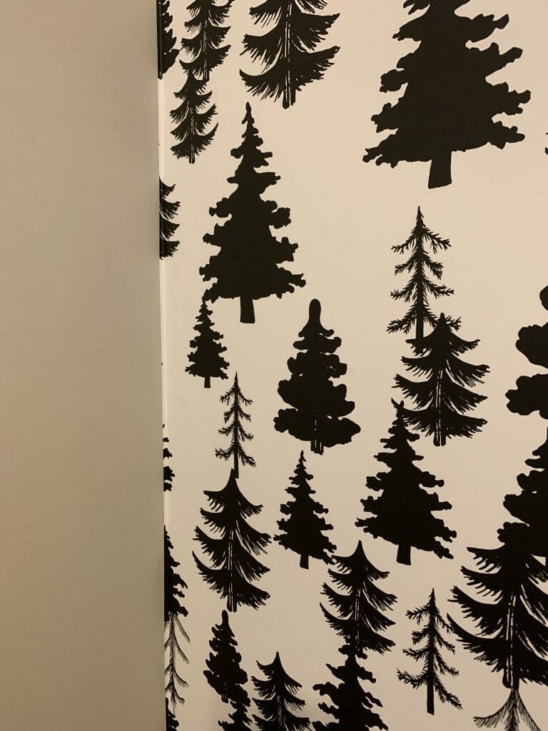 How to start hanging temporary wallpaper