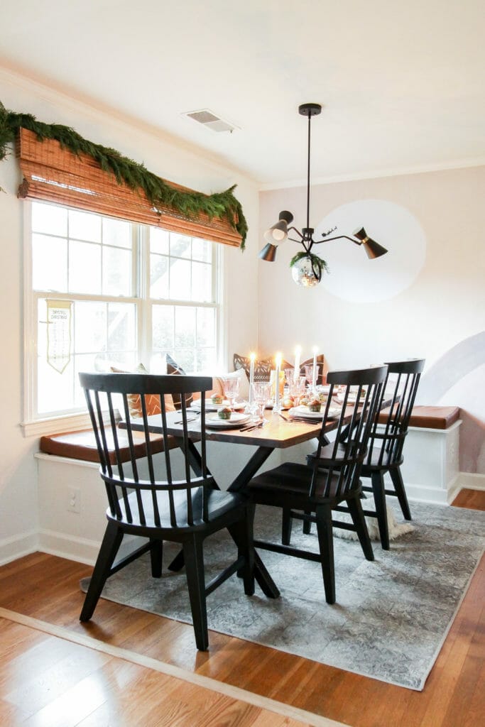eclectic dining room at christmas