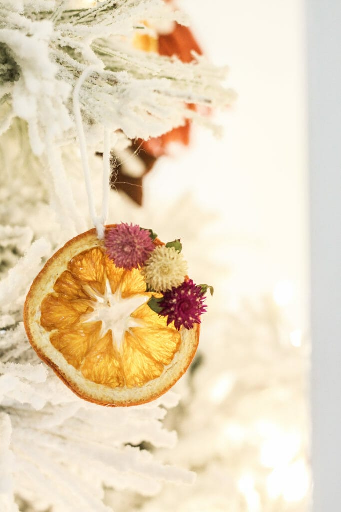 DIY orange slice and floral ornament