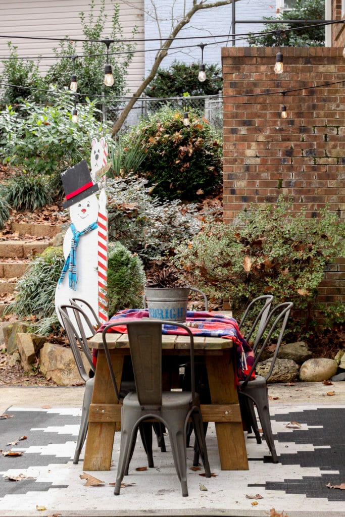vintage inspired christmas patio
