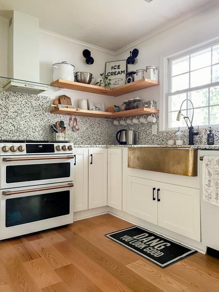 black white gold modern kitchen